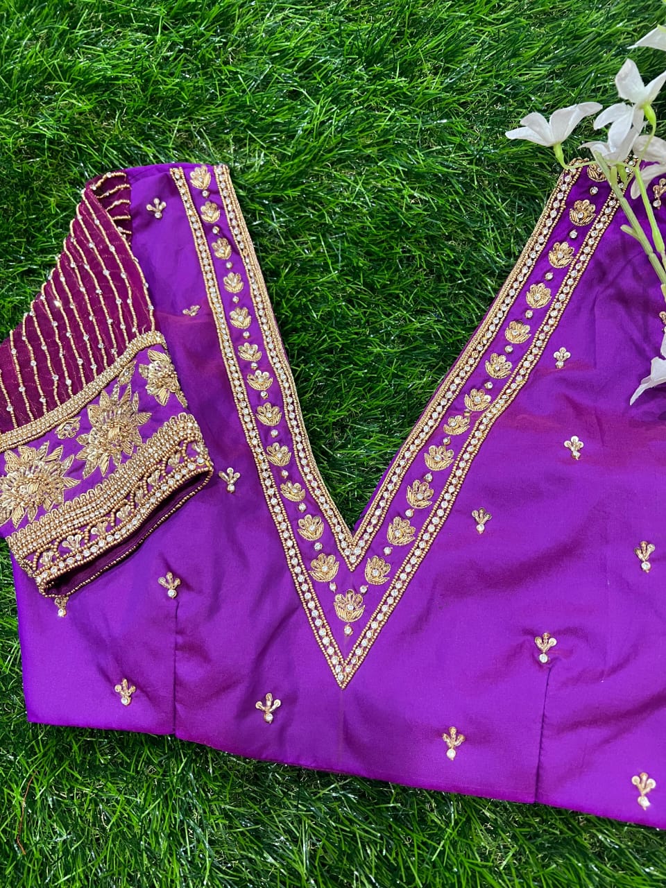 Elegant Net Sleeves Blouse